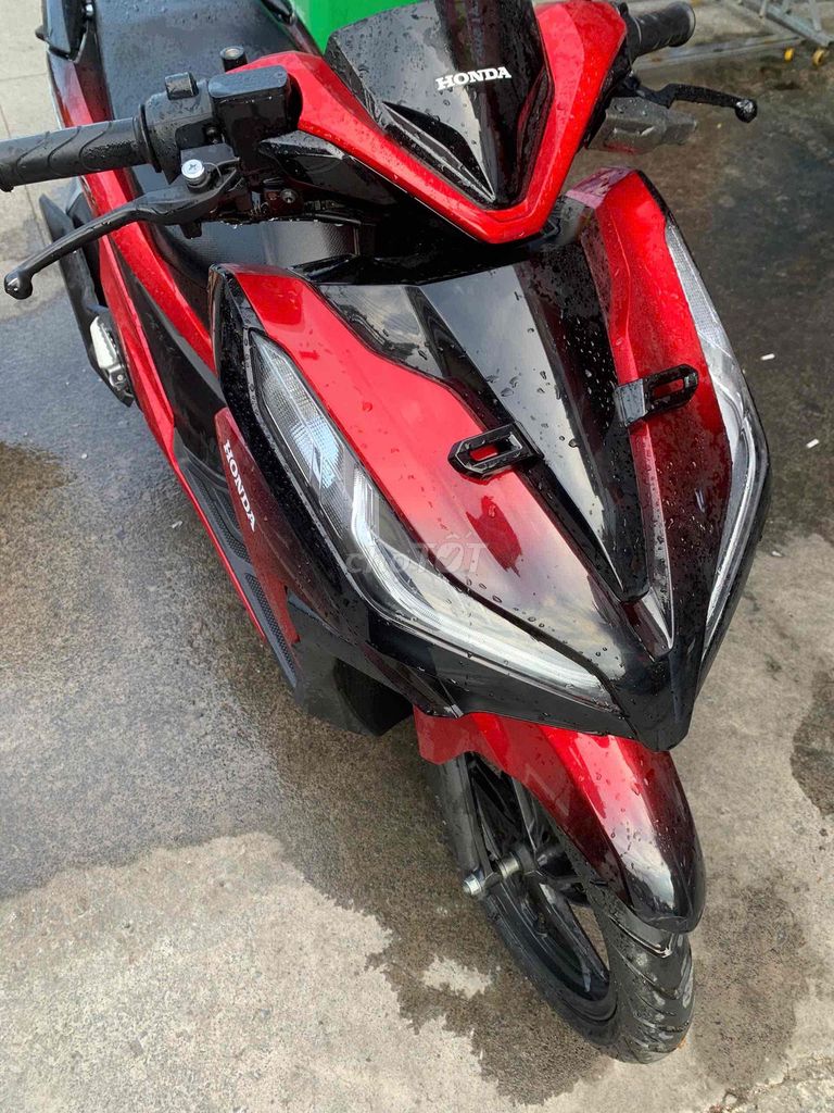 Honda Vario 150 2020 Черный, Красный 200 км