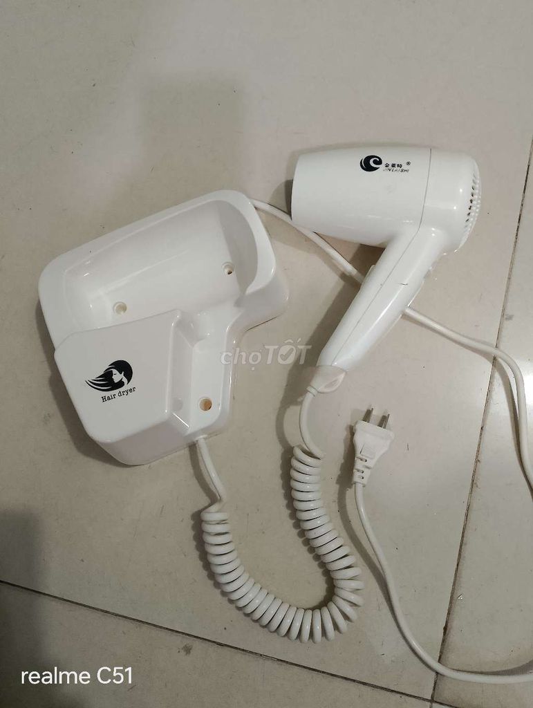 Máy sấy tóc treo tường. Mua bán Thiết bị vệ sinh, nhà tắm tại Quận Cái Răng Cần Thơ được đăng bởi Trương bá Khán hình 1