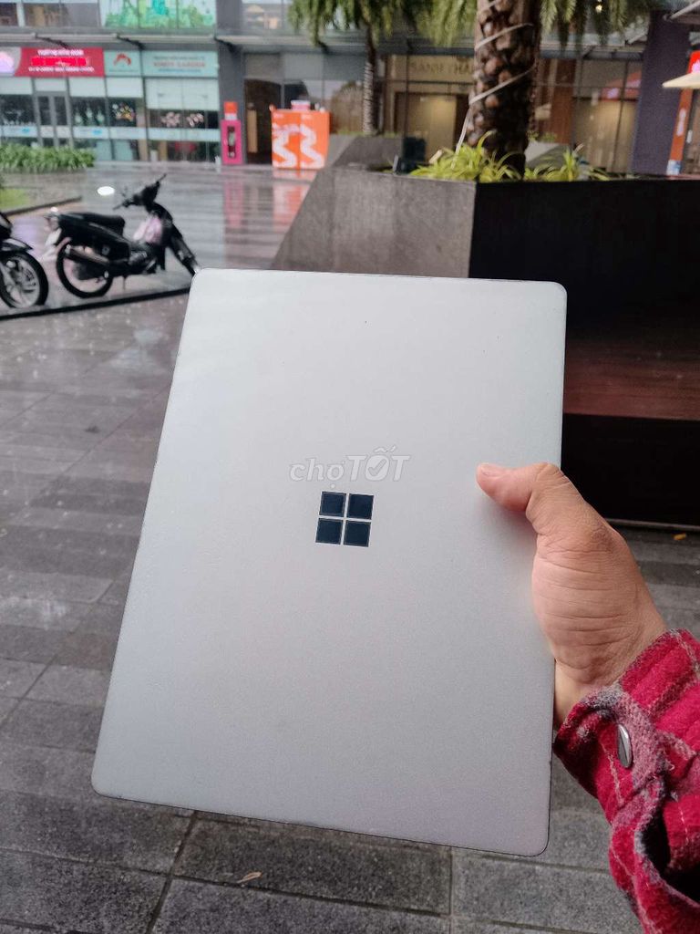 Microsoft Surface Laptop Go 3 i5 8GB/256GB. Mua bán Laptop tại Thị xã Tân Uyên Bình Dương được đăng bởi femer hình 1
