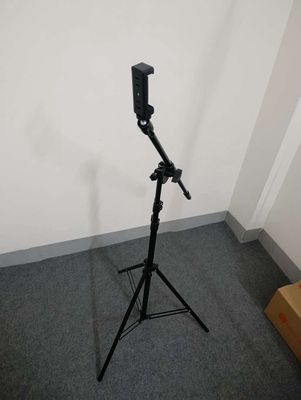 Giá đỡ điện thoại Kim loại Đen. Mua bán Phụ kiện (Màn hình, Chuột...) tại Quận Hà Đông Hà Nội được đăng bởi Hai Tuan