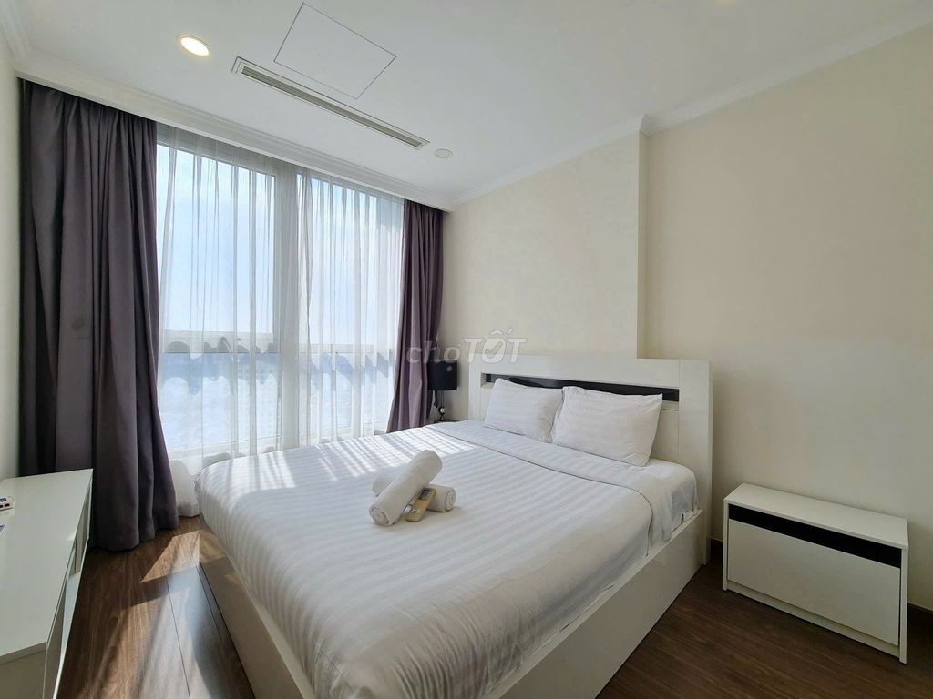 Bán căn chung cư 3 phòng ngủ 