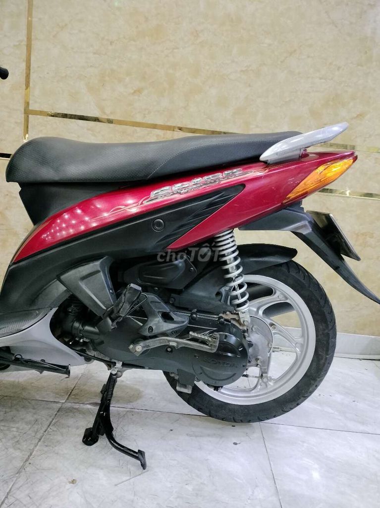 Click Honda 2011 ,Xe Máy Êm Ru Mạnh Mượt. Mua bán Xe máy tại Quận 12 Tp Hồ Chí Minh được đăng bởi Duy Khánh hình 4