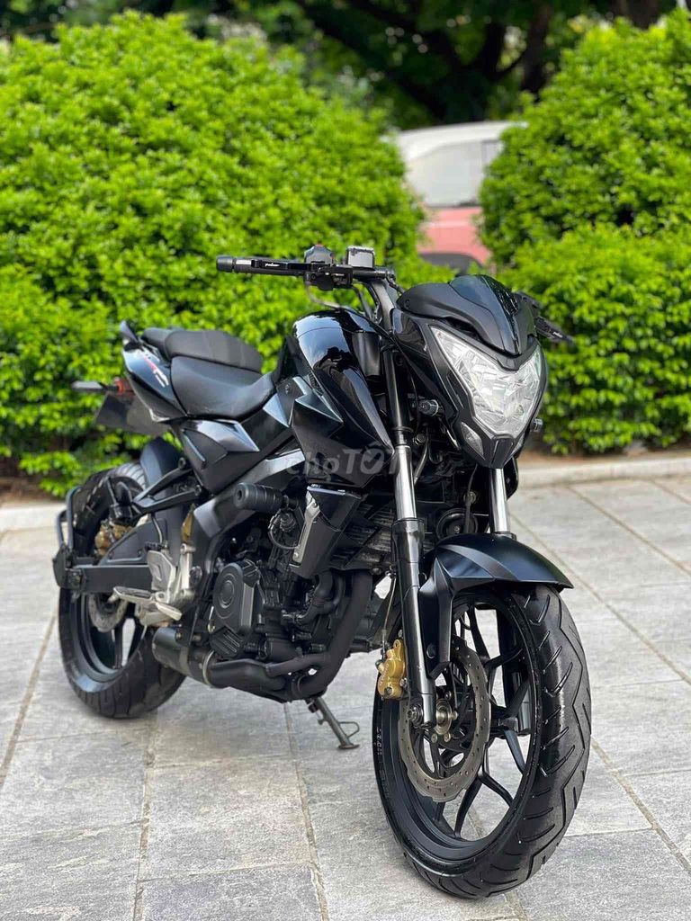 Kawasaki Pulsar 200cc 2017 Черный