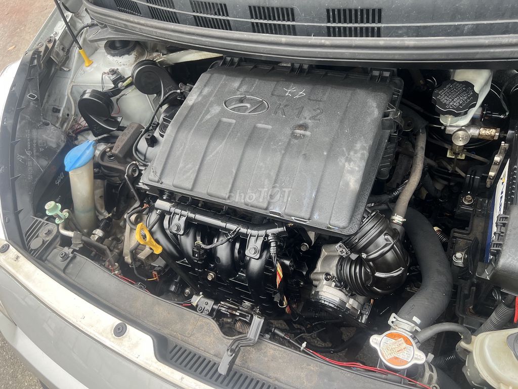 Hyundai I10 2016 Bạc 120000 km. Mua bán Ô tô tại Quận Bắc Từ Liêm Hà Nội được đăng bởi Hoàng Tuấn Anh hình 10