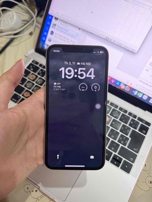 Iphone 11pro trắng nữ dùng ngoại hình đẹp 64gb. Mua bán Điện thoại tại Quận Cầu Giấy Hà Nội được đăng bởi Vân Nguyễn
