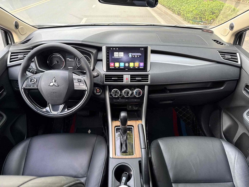 Mitsubishi Xpander 2020 AT -58000 km xe 7 chỗ đẹp. Mua bán Ô tô tại Quận Cầu Giấy Hà Nội được đăng bởi TRUNG HIẾU AUTO hình 9