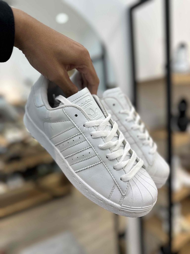 Adidas Superstar Size 40