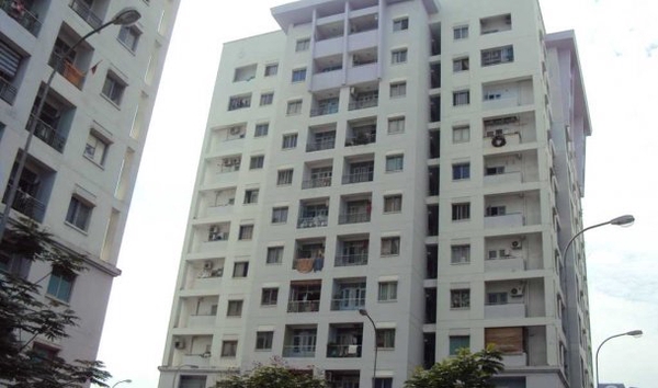 Bán chung cư Phú Thọ 64m 2PN 2WC Nhà trống giá 9 triệu