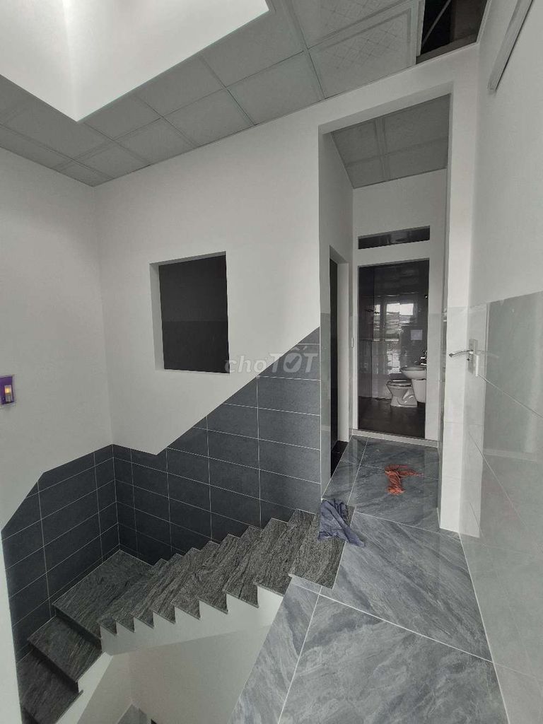 Аренда · 4 комн. · 56 м² · Quận Tân Phú, ул. Đường Lê Trọng Tấn