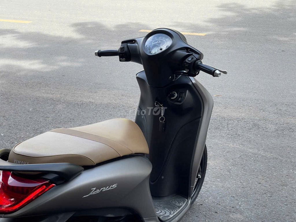 Yamaha Janus 2024 Xám đen 6000 km. Mua bán Xe máy tại Thành phố Thủ Đức Tp Hồ Chí Minh được đăng bởi iMotorbike Viet Nam hình 7