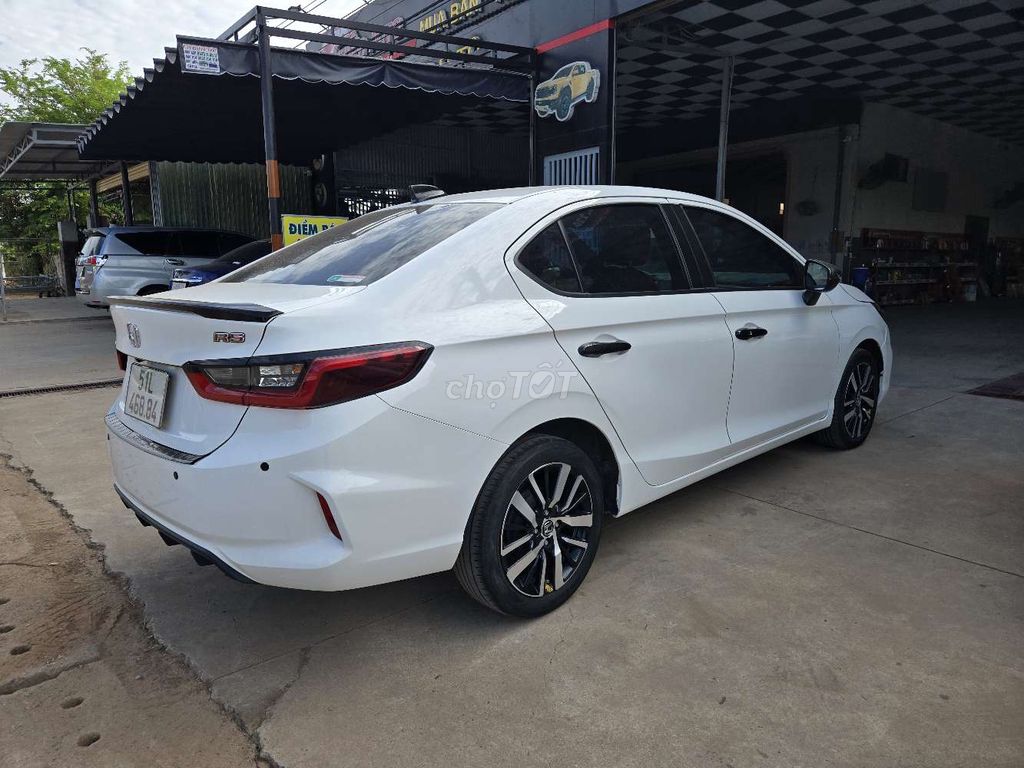 Honda City 2021 1.5 RS - 30000 km. Mua bán Ô tô tại Huyện Ea Súp Đắk Lắk được đăng bởi Quang thiện hình 8