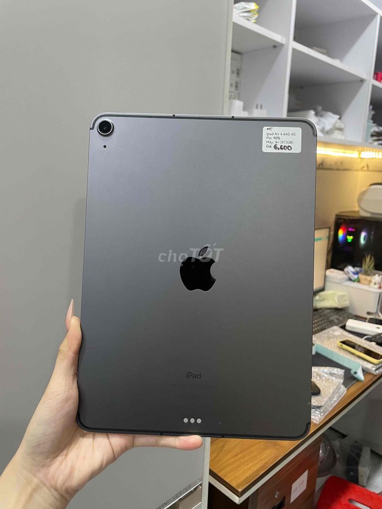 Apple iPad Air 4 64GB Đen 98.5% Zin all. Mua bán Máy tính bảng tại Huyện Hóc Môn Tp Hồ Chí Minh được đăng bởi Luân Hoài hình 1