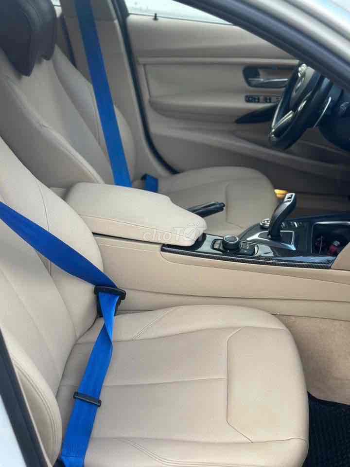 BMW 3 Series 2015 320i - 90000 km. Mua bán Ô tô tại Quận 12 Tp Hồ Chí Minh được đăng bởi Nguyễn Thị Hồng Tươi hình 7