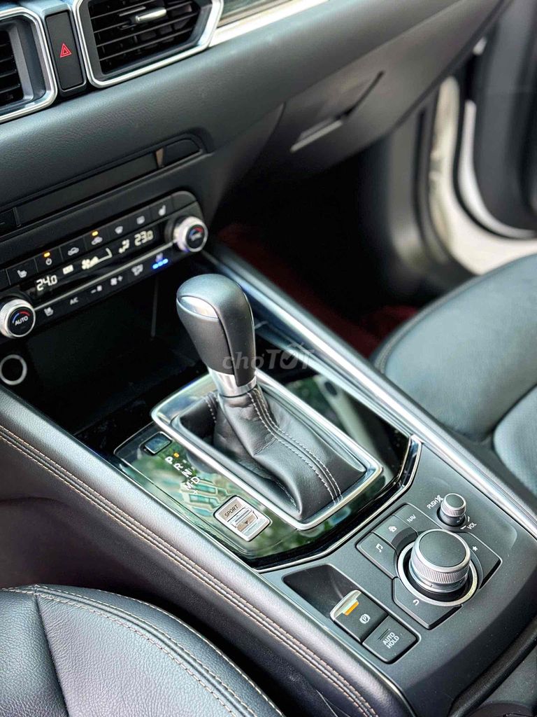 Mazda CX 5 2024 Premium 2.0 AT - 5000 km. Mua bán Ô tô tại Quận Cầu Giấy Hà Nội được đăng bởi Thái Hoàng Long Auto hình 13