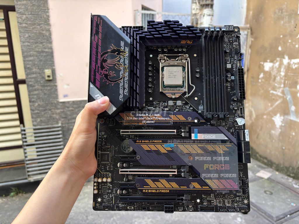 Core i9-10900K BH 06/25 + MSI Z590 Gaming Force