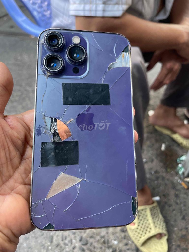 xác iphone xr hay xs quốc tế quên mk man hinh. Mua bán Điện thoại tại Quận 4 Tp Hồ Chí Minh được đăng bởi Nguyễn phương hình 1