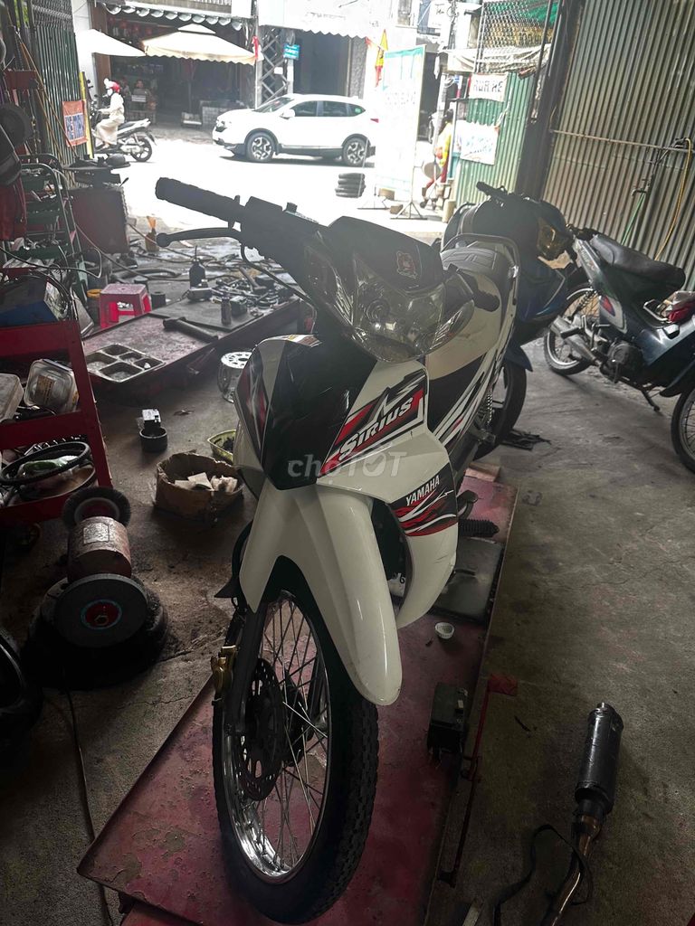 Sirus 2009 máy móc ngon mọi chức năng hoạt động ok. Mua bán Xe máy tại Thành phố Quảng Ngãi Quảng Ngãi được đăng bởi Hien hình 2