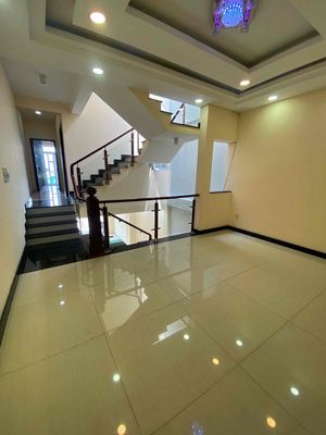CHO THUÊ NHÀ NGUYÊN CĂN 1 trệt 1 lầu 1 lửng 4p ngủ