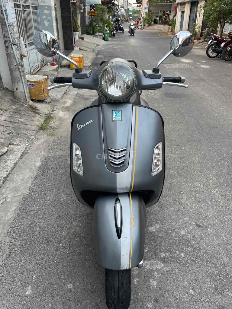 Vespa GTS 125 3Vie 2015, отличное состояние, оригинал