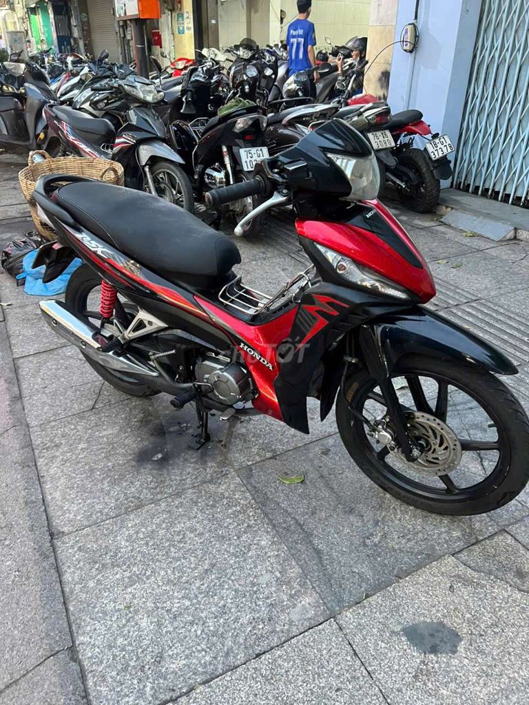Honda wave RSX Fi 2019 mới 90% biển số thành phố. Mua bán Xe máy tại Quận Tân Phú Tp Hồ Chí Minh được đăng bởi Tuanduy hình 1
