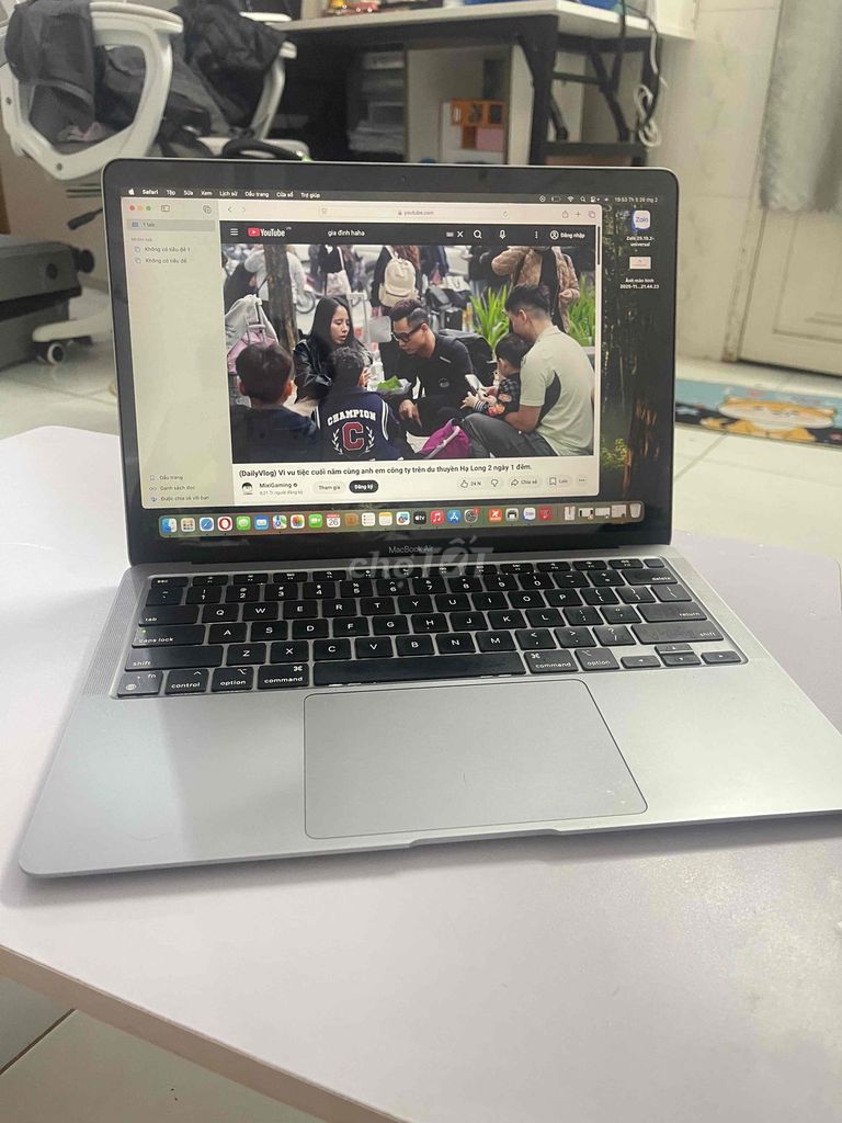Apple MacBook Air M1 13.3 inch 8GB/256GB. Mua bán Laptop tại Thành phố Thủ Dầu Một Bình Dương được đăng bởi Tiến Đặng hình 1