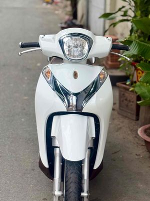 Honda SH Mode Trắng nâu. bao ra tên Sài Gòn