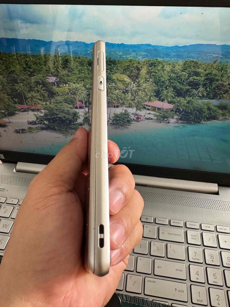Sharp A001SH 3GB/32GB Vàng Android 10. Mua bán Điện thoại tại Thành phố Dĩ An Bình Dương được đăng bởi junstar store hình 1