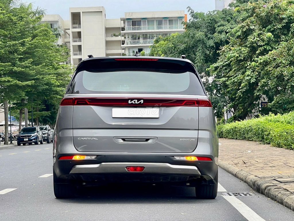 Kia Carnival 2.2D Signature 2024 - chất xe như mới. Mua bán Ô tô tại Quận Bình Tân Tp Hồ Chí Minh được đăng bởi Trường  NVT hình 5