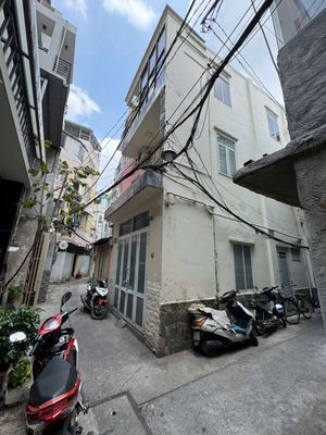 CHÍNH CHỦ CẦN BÁN NHÀ CĂN GÓC GẦN MT TRƯƠNG QUỐC DUNG Q PHÚ NHUẬN