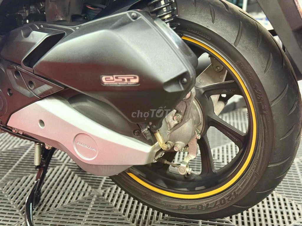 Honda PCX150i 2018 с документами в отличном состоянии