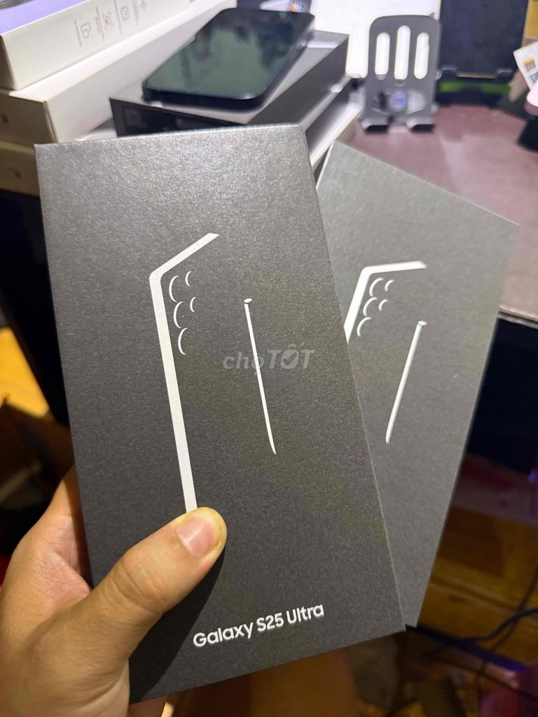 Samsung Galaxy S25 Ultra 12GB/256GB Mới VN. Mua bán Điện thoại tại Thành phố Thủ Đức Tp Hồ Chí Minh được đăng bởi Minh Sang Store Góp Bao Nợ Xấu hình 1