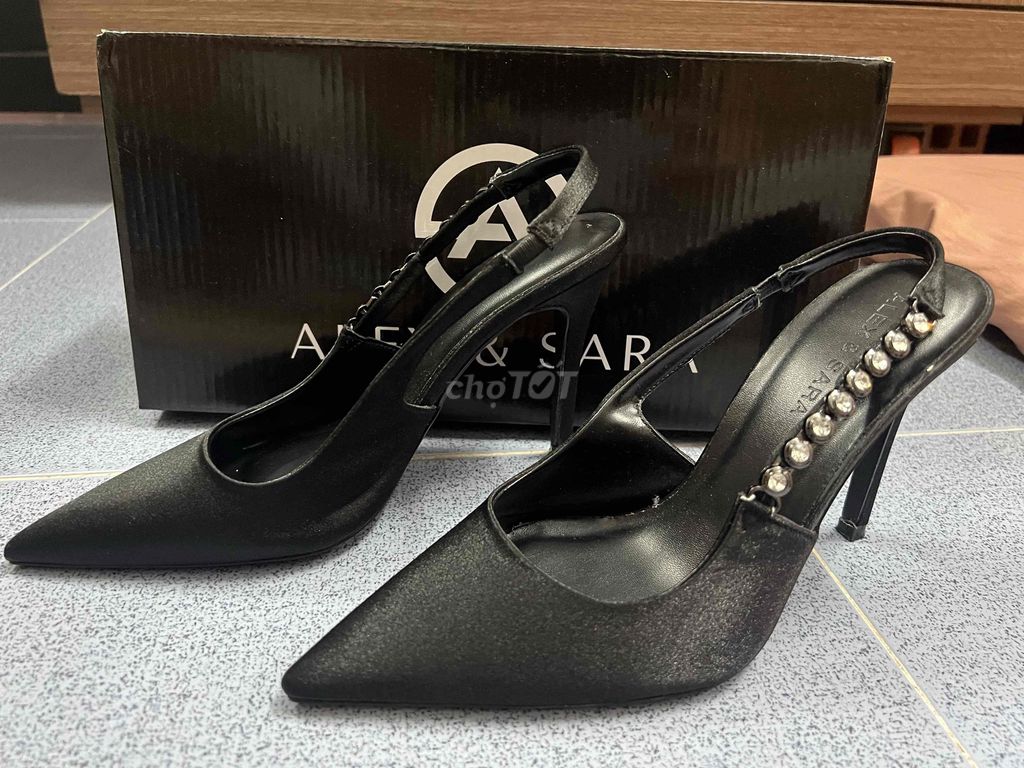 Giày cao gót Alex&Sara Nữ size 36 Đen cũ. Mua bán Giày dép tại Quận Tân Bình Tp Hồ Chí Minh được đăng bởi Ngân hình 1