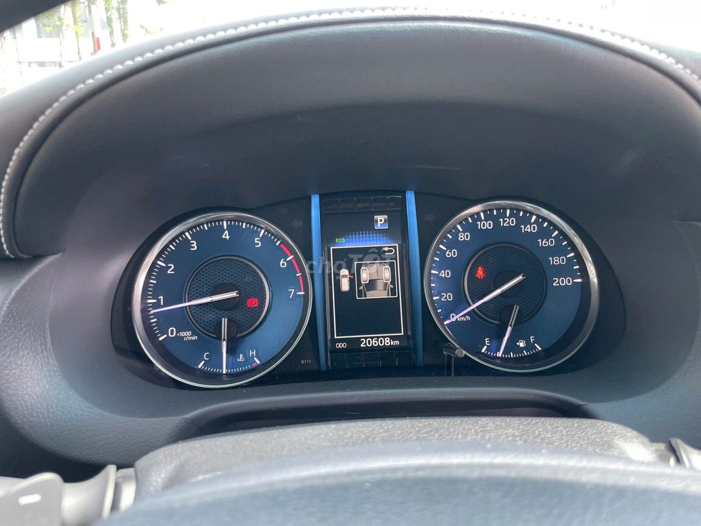 Toyota Fortuner 2.7 4x2 AT 2024 - 20000 km. Mua bán Ô tô tại Thành phố Dĩ An Bình Dương được đăng bởi Siêu Thị Ô Tô Bình Dương  hình 8