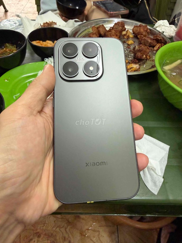 Bán or giao lưu Mi 17 sang iphone. Mua bán Điện thoại tại Quận Hoàn Kiếm Hà Nội được đăng bởi bin z hình 1