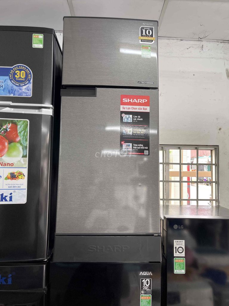 Thanh lý tủ lạnh Sharp inverter 165L zin đẹp có BH. Mua bán Tủ lạnh tại Quận 10 Tp Hồ Chí Minh được đăng bởi Quí Vũ Official hình 1