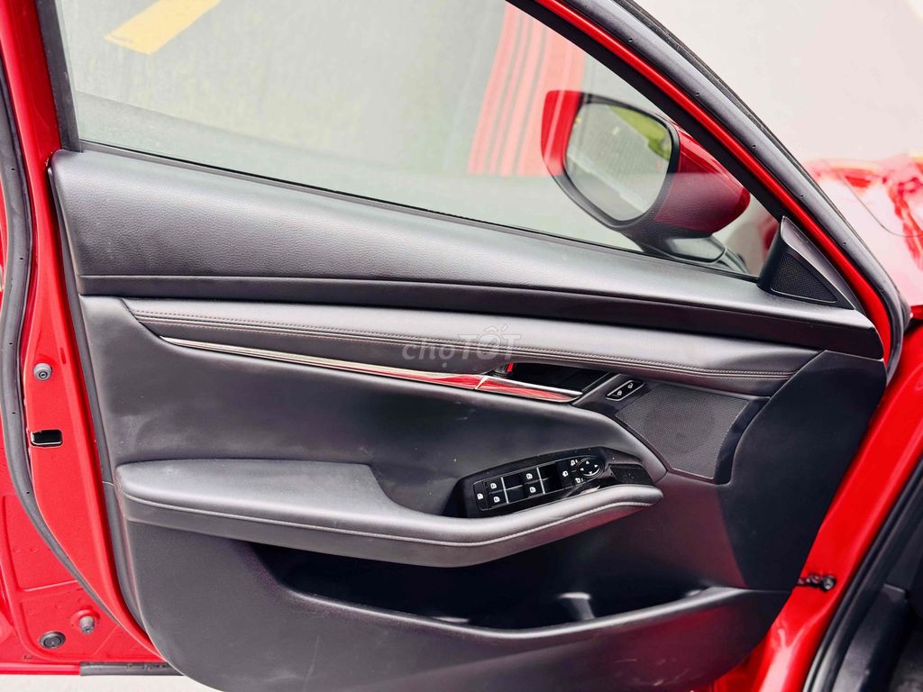 Mazda 3 2022 1.5L Luxury - 55200 km. Mua bán Ô tô tại Quận Bình Tân Tp Hồ Chí Minh được đăng bởi Huỳnh Thiên Bảo hình 17