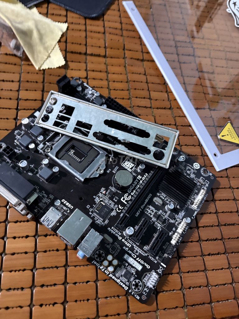 Bo mạch chủ Gigabyte H81 . Mua bán Linh kiện (RAM, Card...) tại Huyện Bắc Tân Uyên Bình Dương được đăng bởi min hình 1