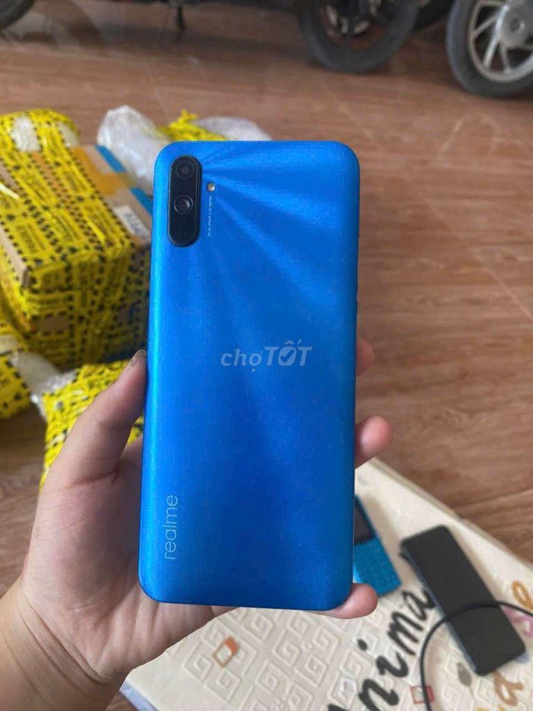 realme c3i, 32g, pin 5000, nứt tí. Mua bán Điện thoại tại Thành phố Thủ Dầu Một Bình Dương được đăng bởi Phước Mobile hình 1