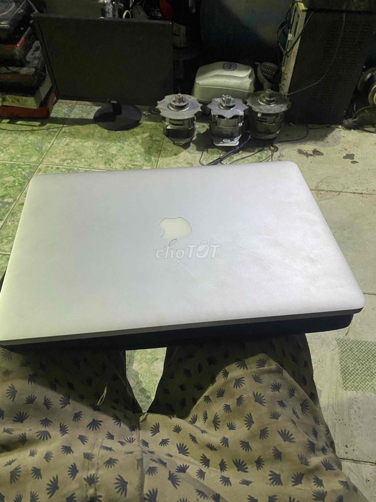 macbook như hình bán thợ