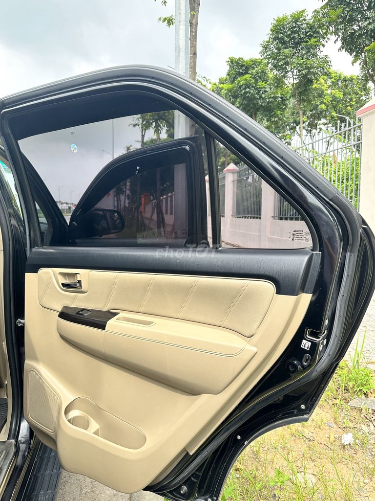 Toyota Fortuner 2015 2.7V 4x2 - 102000 km. Mua bán Ô tô tại Huyện Đông Anh Hà Nội được đăng bởi Minh Ngô hình 12
