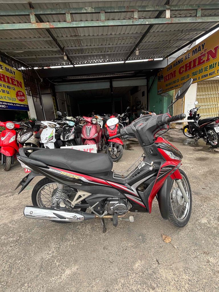 Honda Wave RSX màu Đỏ đen. Mua bán Xe máy tại Quận Bình Thuỷ Cần Thơ được đăng bởi Kim Chiến hình 3
