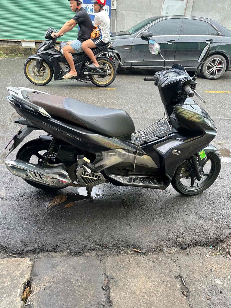 Основной держатель Honda Air Blade 150 ABS, серый, серебристый