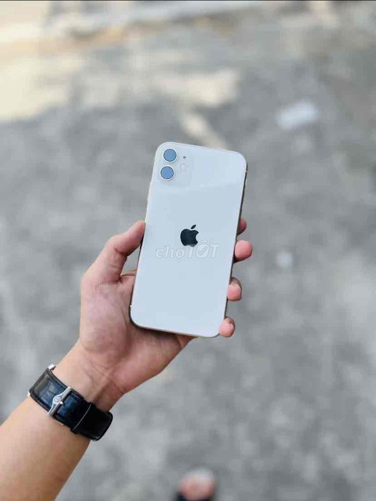 Apple iPhone 11 Trắng Đã sử dụng. Mua bán Điện thoại tại Quận Gò Vấp Tp Hồ Chí Minh được đăng bởi Nguyễn Dương Hải hình 1