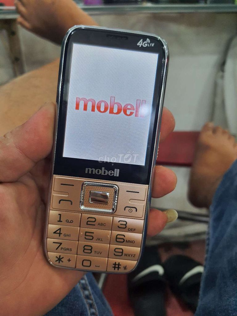 Mobell 4G Vàng đồng. Mua bán Điện thoại tại Quận 7 Tp Hồ Chí Minh được đăng bởi Hung hình 1