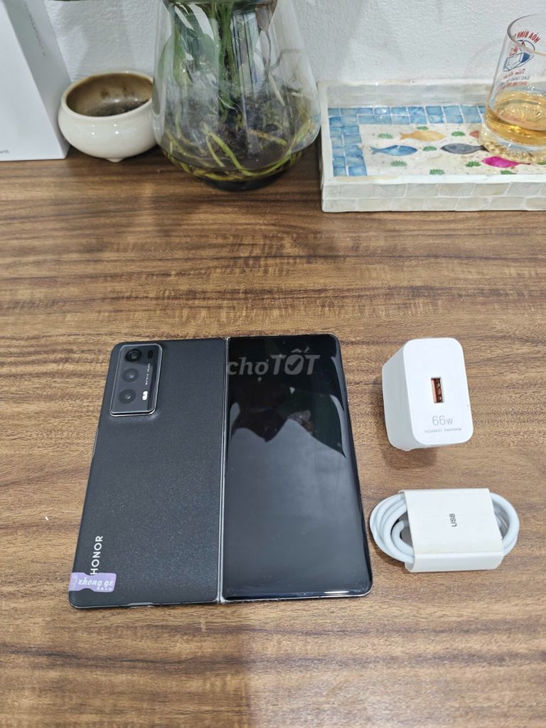 Honor Magic V2 5G Đen 16/512 sạc 66w có ship COD. Mua bán Điện thoại tại Quận Hoàng Mai Hà Nội được đăng bởi Trần Ngọc Hiếu hình 1