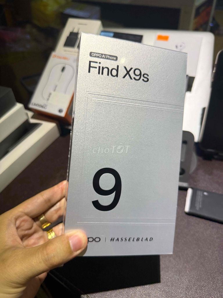 Oppo Find X9s Mới 100% Bảo hành 24 tháng. Mua bán Điện thoại tại Thành phố Thủ Đức Tp Hồ Chí Minh được đăng bởi Minh Sang Store Góp Bao Nợ Xấu hình 1