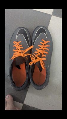Giày hypervenom 3 size 42.5 27cm. Mua bán Giày dép tại Quận Ba Đình Hà Nội được đăng bởi Hiep Ha