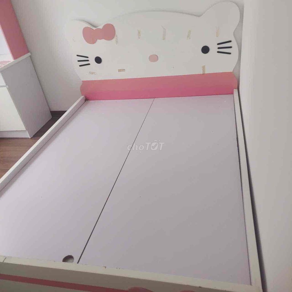 Giường trẻ em Hello Kitty Hồng. Mua bán Giường, chăn ga gối nệm tại Quận Thanh Xuân Hà Nội được đăng bởi Hiếu hình 1
