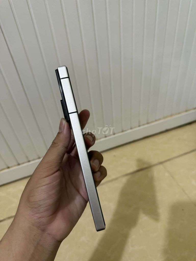 Nubia Z60 Ultra 16GB/512GB Bạc. Mua bán Điện thoại tại Quận 4 Tp Hồ Chí Minh được đăng bởi Văn Hùng hình 1