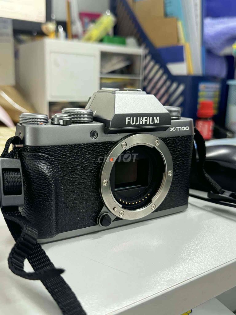 Máy ảnh Fujifilm X-T100 Bạc Đã sử dụng. Mua bán Máy ảnh, Máy quay tại Quận 1 Tp Hồ Chí Minh được đăng bởi hoàng long hình 1